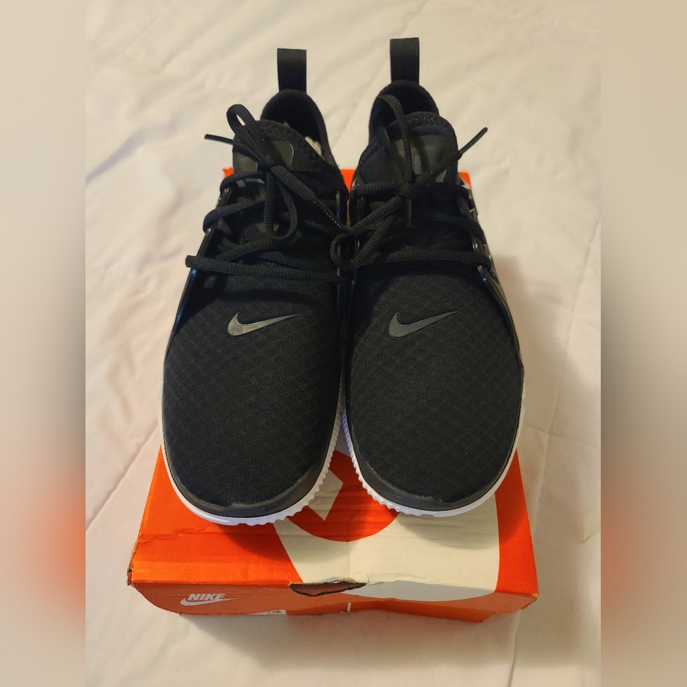 Women's Nike Acalme